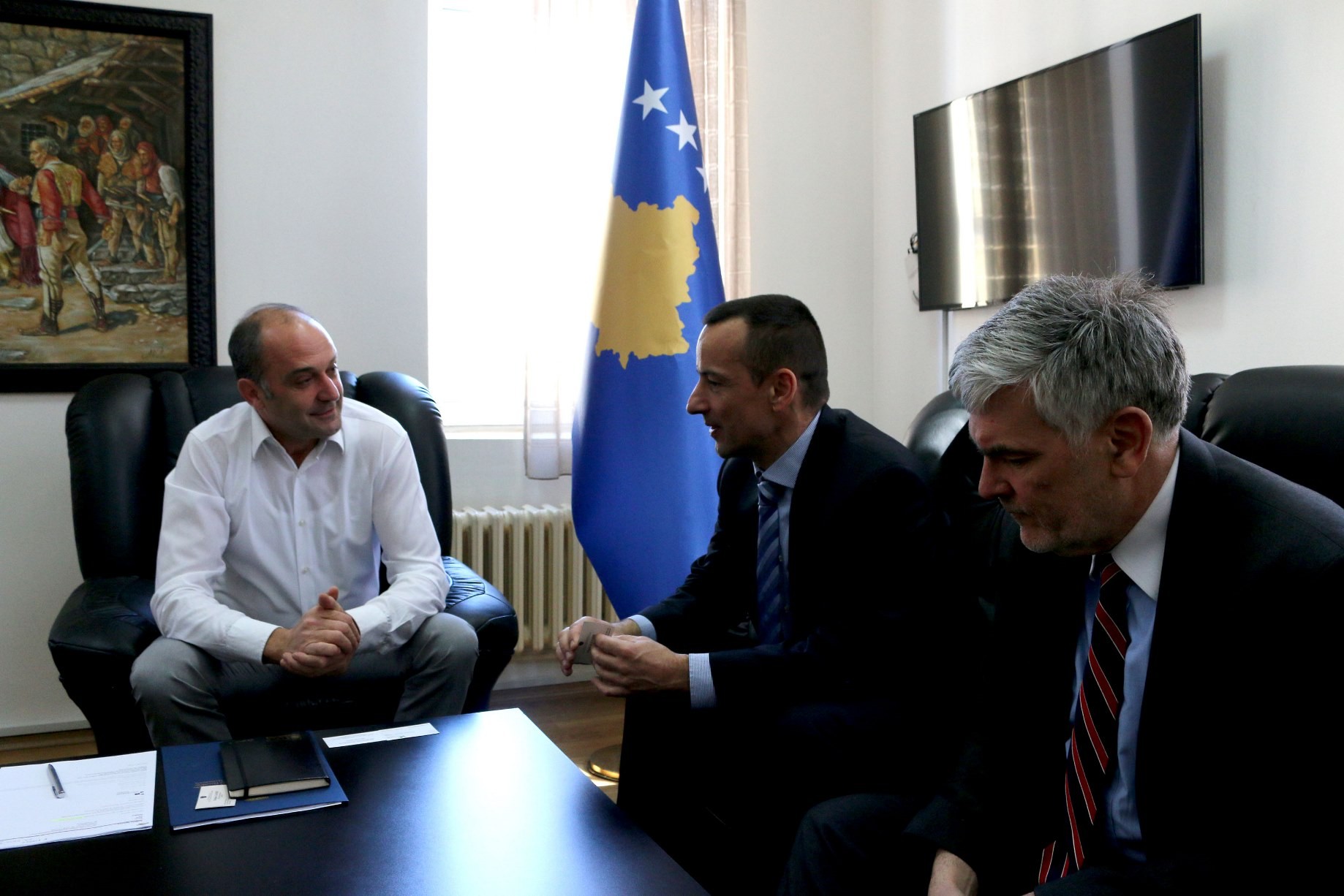 Amerikanët të interesuar për projekte të riciklimit dhe energjisë në Kosovë