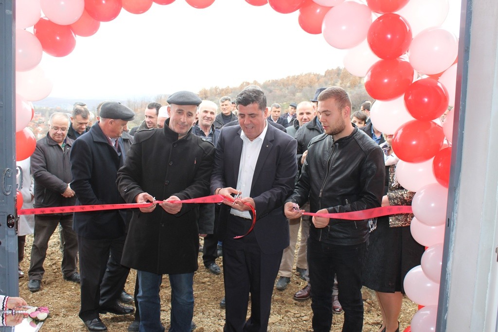 Përurohet ferma e dhive me kapacitet prej 160 krerësh në Bresalc të Gjilanit