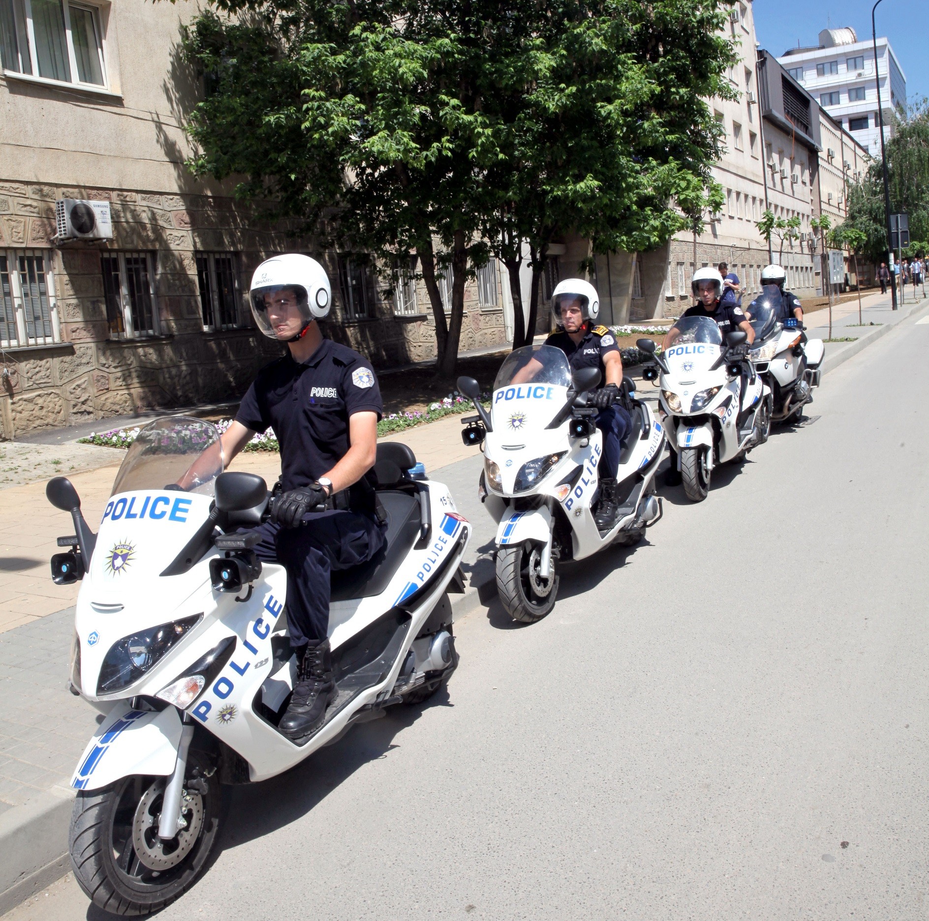Policia e Kosovës fillon patrullime policore me skuterë