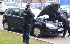Policia sekuestron mbi njëqind e tridhjetë vetura të paregjistruara