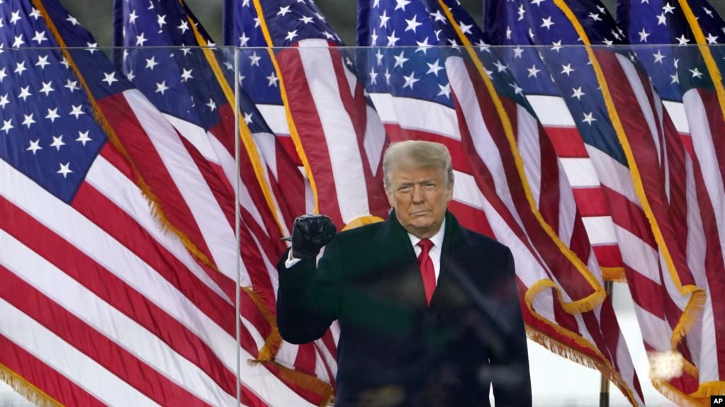 Shtohen thirrjet për shkarkimin e Presidentit Donald Trump