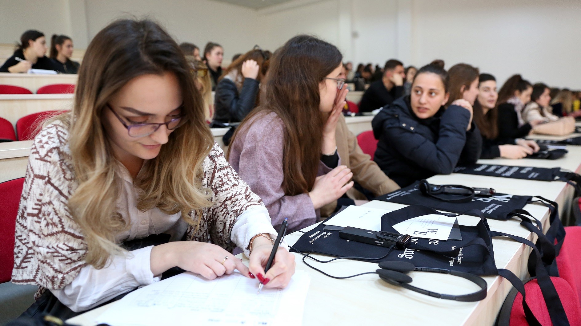 Programi i bursave 'Gratë në Energji' edhe në Ferizaj