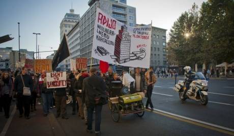 Boshnjakët protestojnë kundër projektit për Kod të ri të Punës