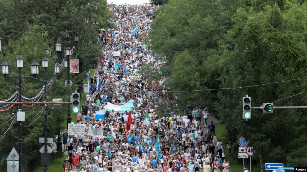 Vazhdojnë protestat masive anti-qeveritare në Rusi