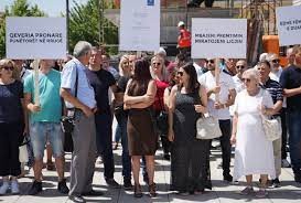 Punëtorët e Lotarisë vazhdojnë protestën deri në miratimin e ligjit për Lotarinë