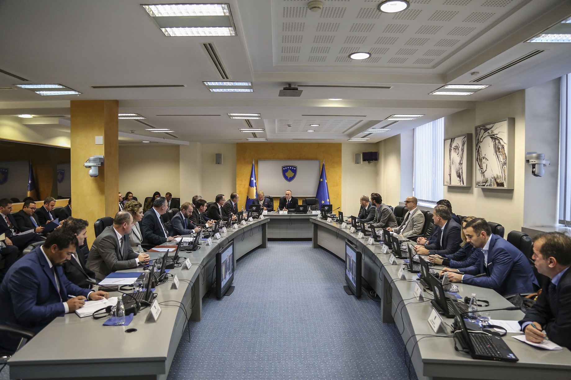 Qeveria miraton shkuarjen e FKS-së në operacione humanitare në Shqipëri