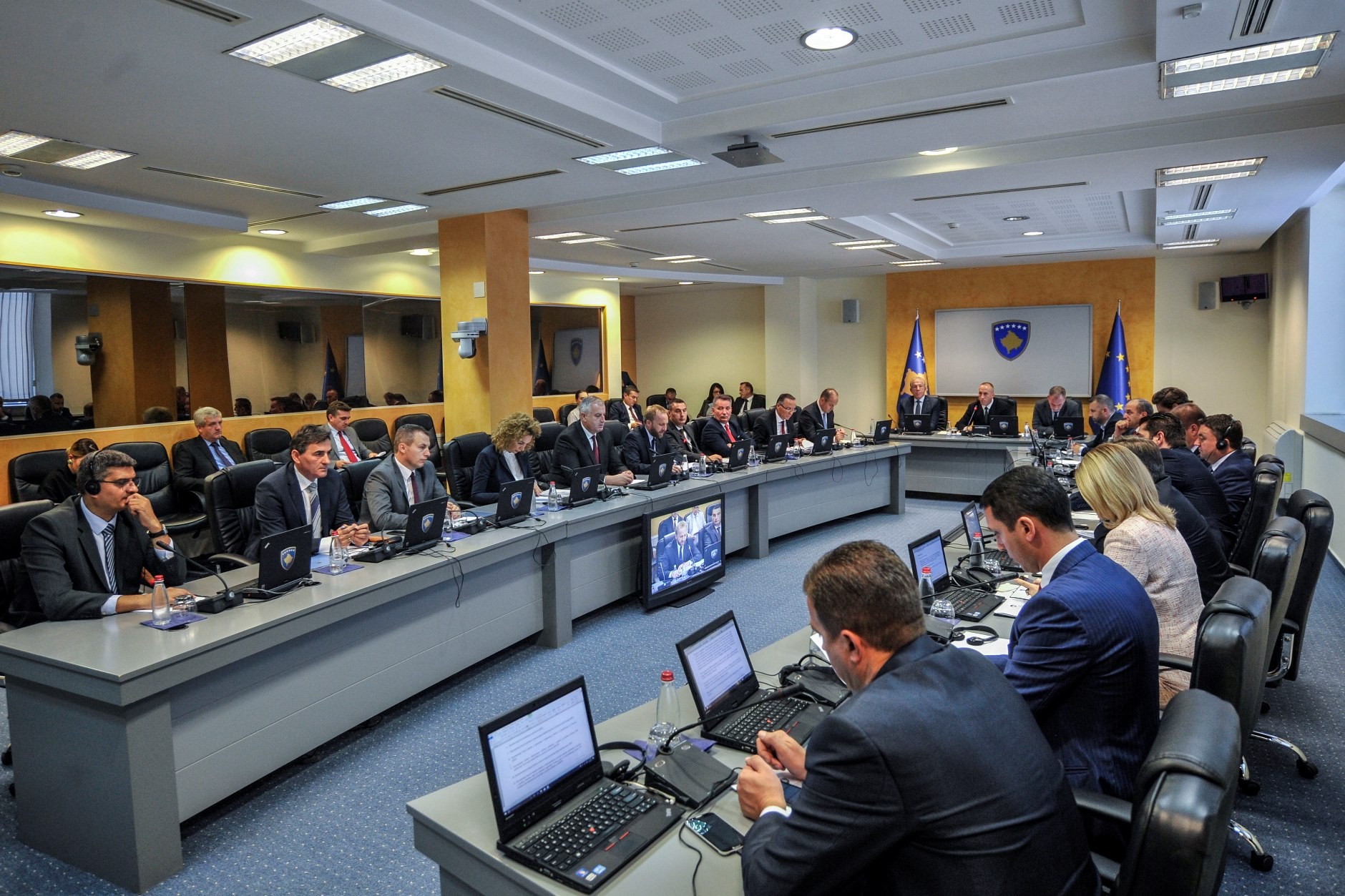 Qeveria miraton shpronësimin e disa pronave për interes publik