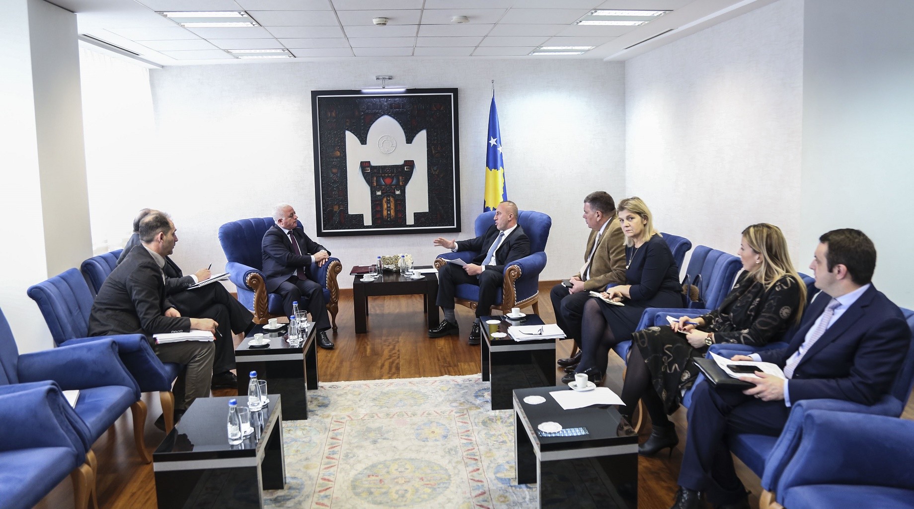 Kryeministri Haradinaj kërkon nga ZRrE kompensimin e qytetarëve