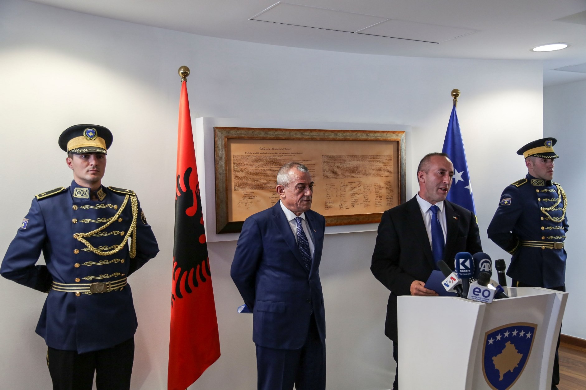 Shqiptarët dhe serbët e kanë në dorë evropianizimin e Ballkanit