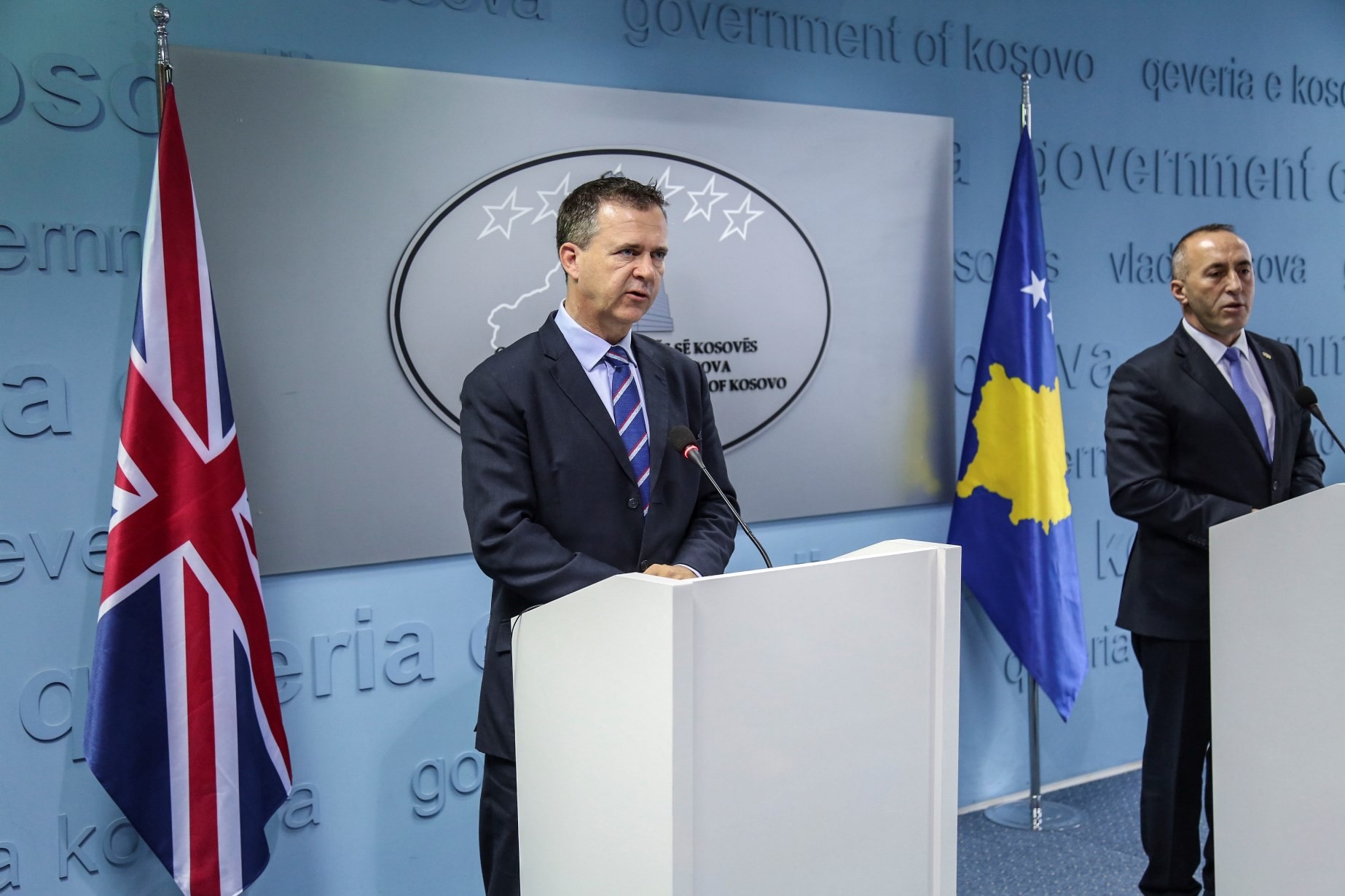 Lancster i impresionuar me zhvillimet pozitive në Kosovë