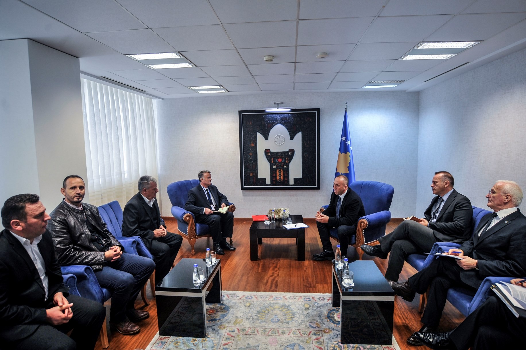 Haradinaj u ofron përkrahje sindikalistëve te SBASHK-ut, PTK-së dhe KEK-ut