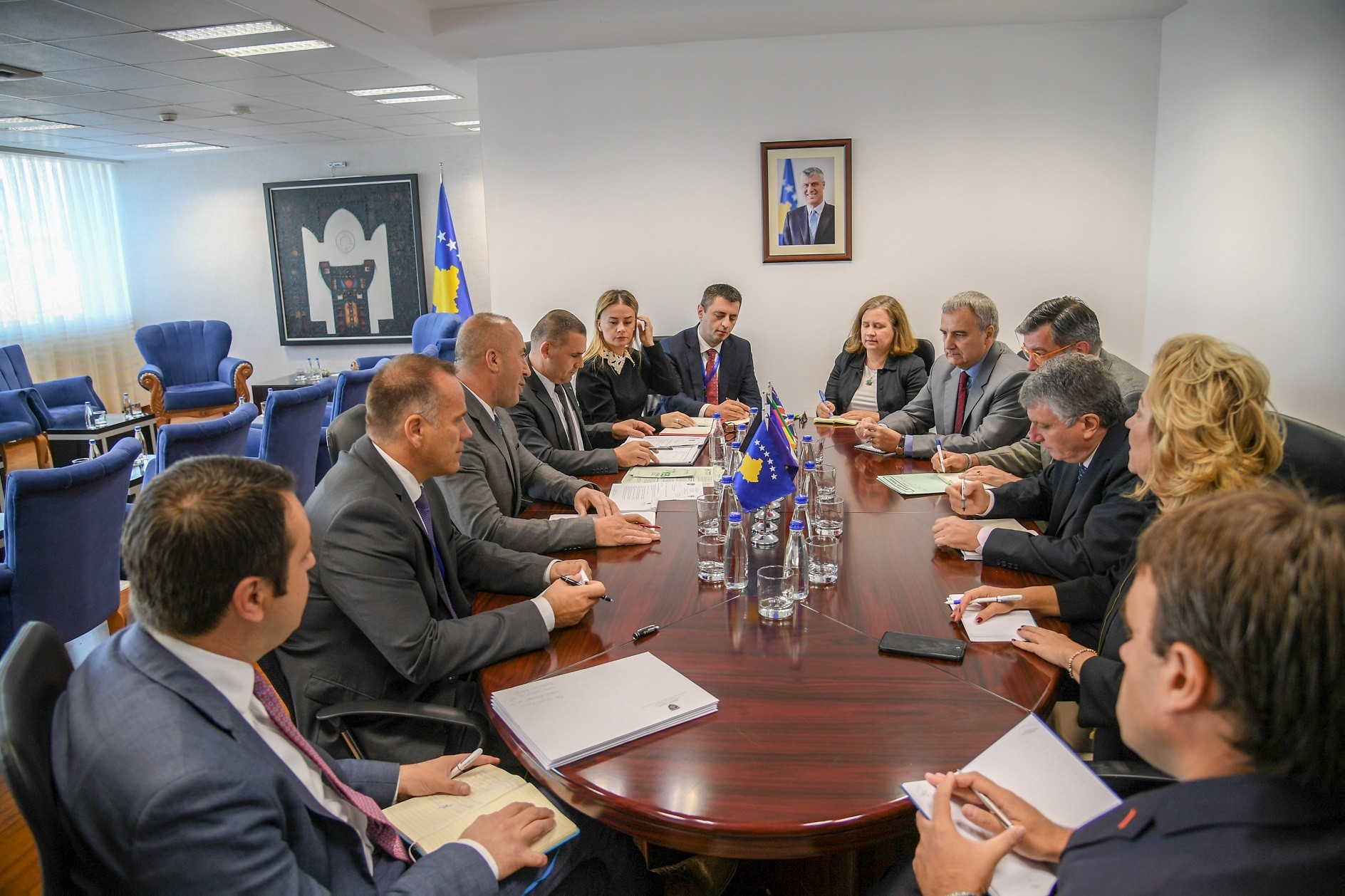 Kryeministri Haradinaj takoi ambasadorët e vendeve të Quint-it