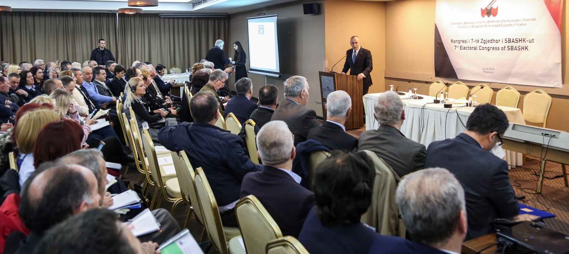 Haradinaj premton njohjen e statusit të punëtorëve të viteve të ’90-ta