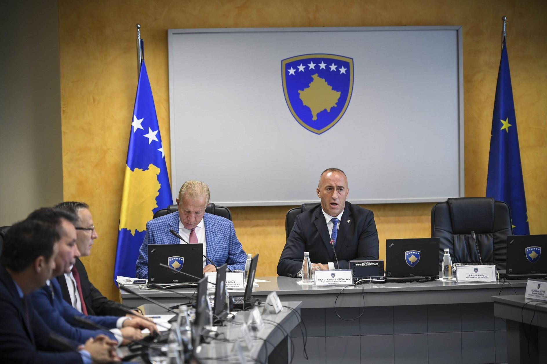 Kryeministri Haradinaj kërkon lirimin e segmentit Kaçanik – Hani i Elezit