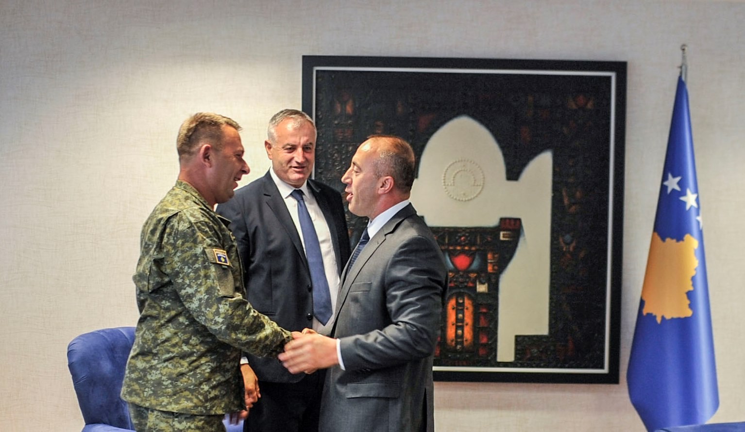 Haradinaj shpreh gatishmërinë të ndihmojë zhvillimin e FSK-së