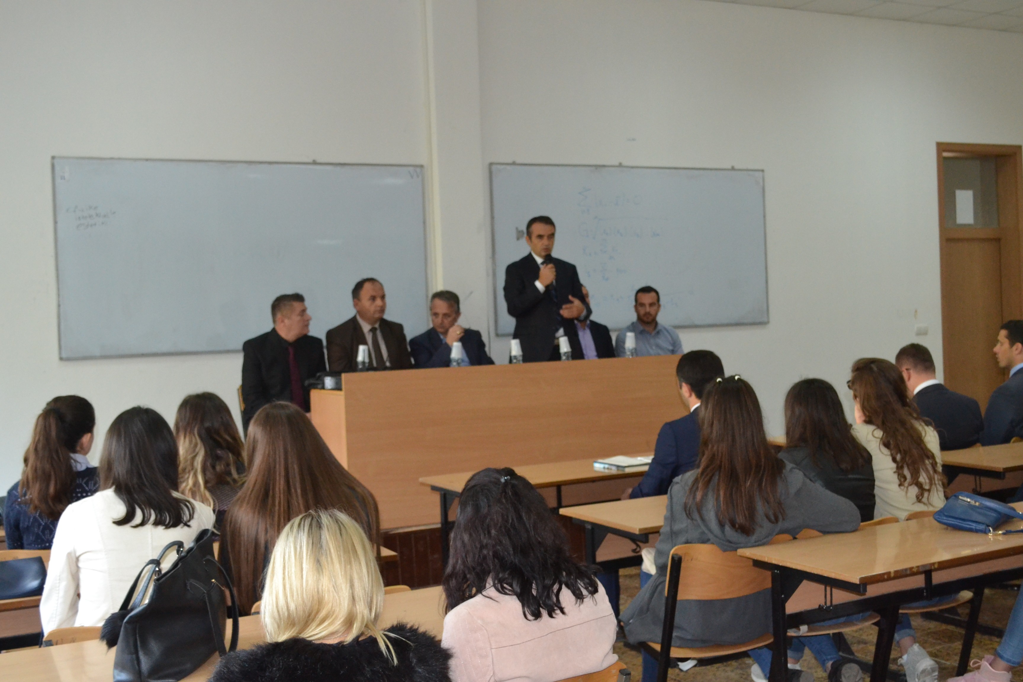 Filloi viti i ri akademik në Universitetin “Isa Boletini”
