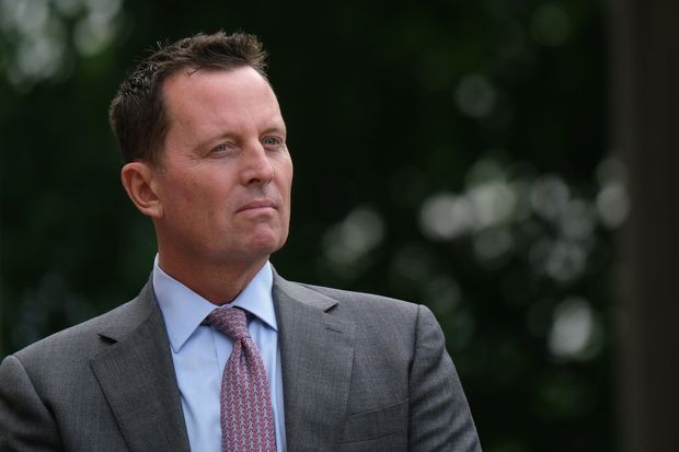 Presidenti serb dekoron ish të dërguarin amerikan për bisedimet Kosovë – Serbi Richard Grenell 