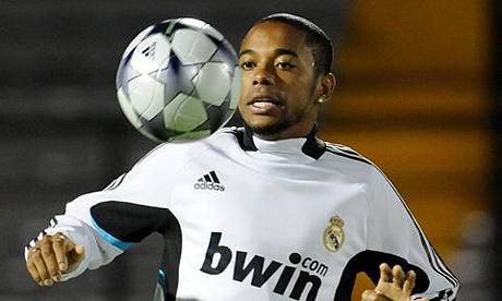 Robinho drejt Fenerbahce-s