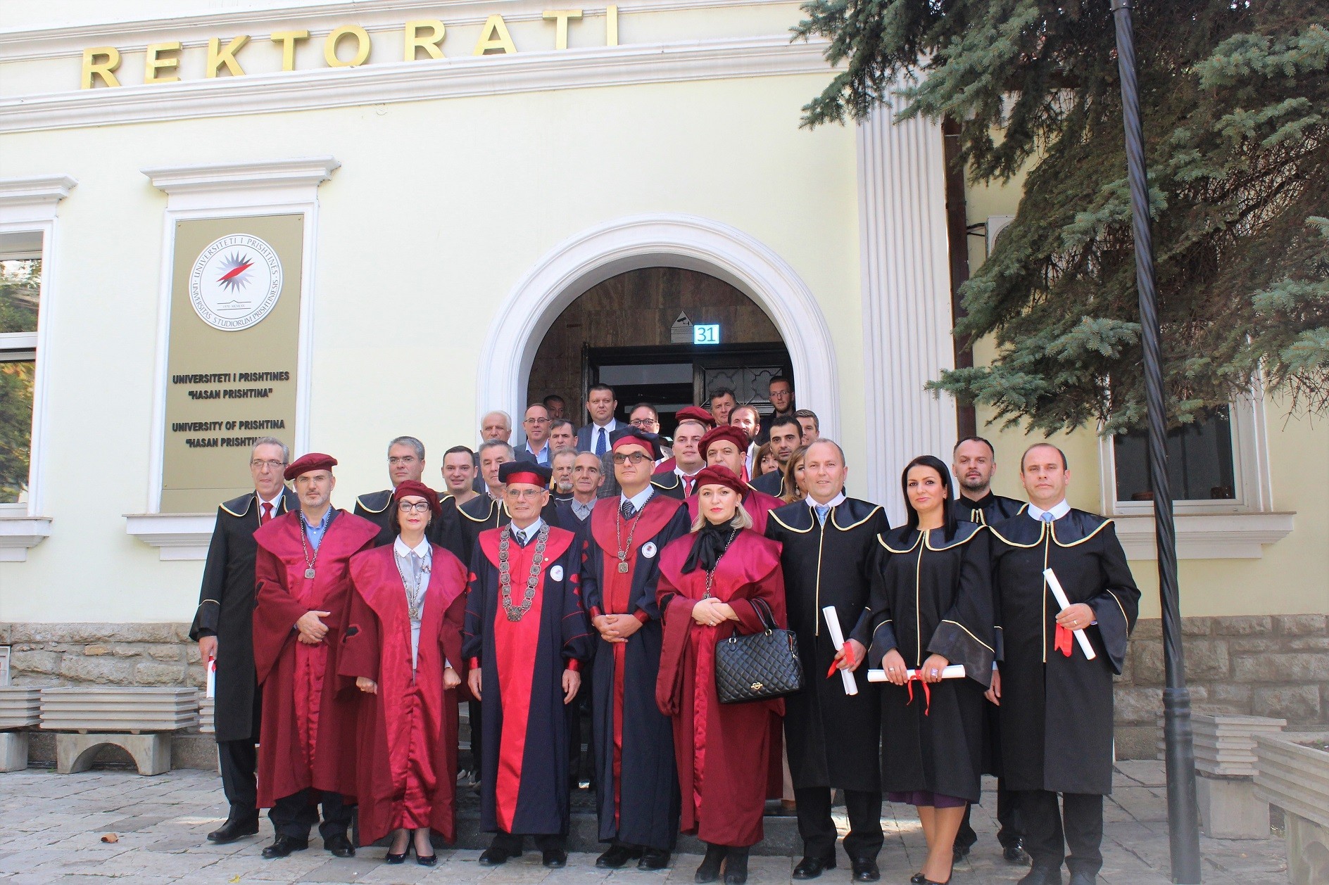 Universiteti i Prishtinës promovon 10 doktorantë të rinj
