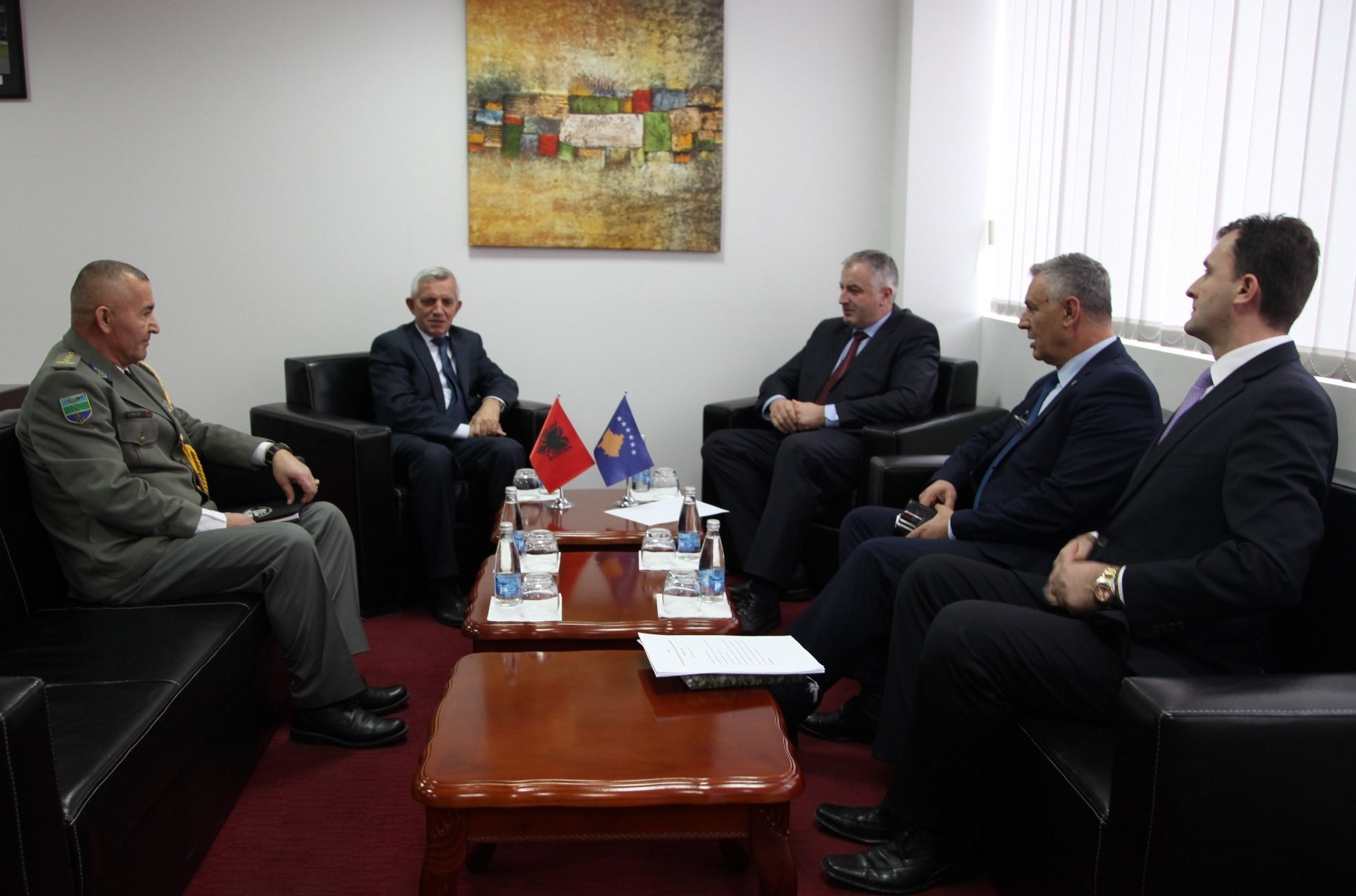 Shqipëria e Kosova me bashkëpunimin te shkëlqyeshëm në fushën e mbrojtjes