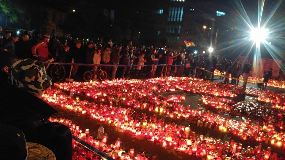 Rumunët marshojnë kundër korrupsionit në Bukuresht