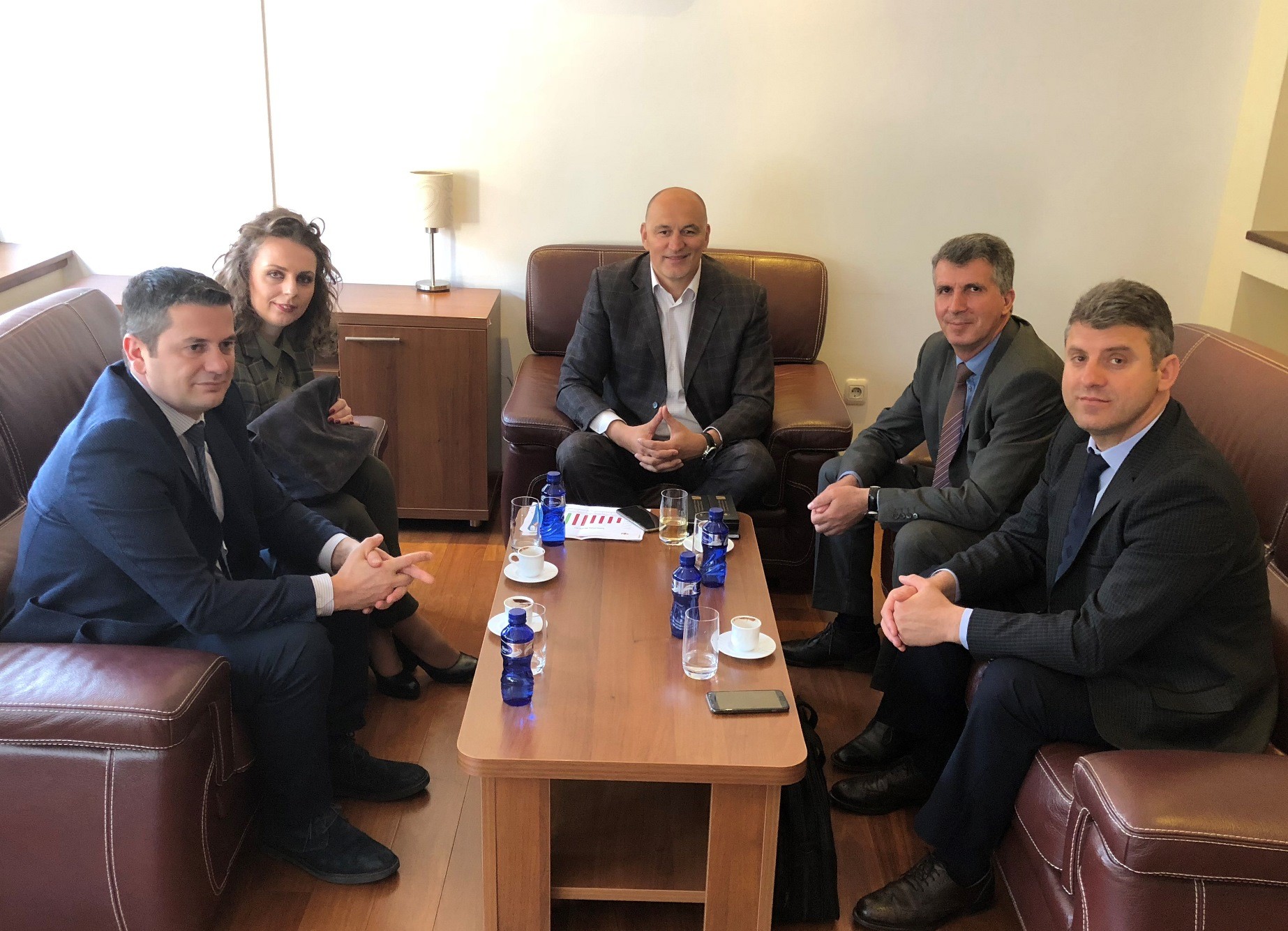 Drejtori Imeri vizitoj Drejtorin e të Hyrave në Malin e Zi
