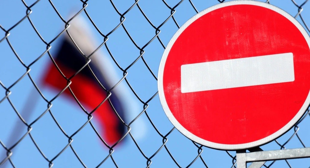 Britania zgjeron sanksionet ndaj Rusisë 