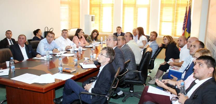 MSH, BB dhe FSSH prezantuan skemën e pagesës për kapitacion për 20 komuna