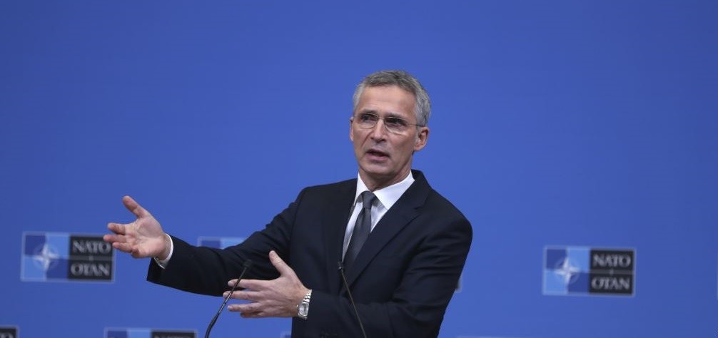 Stoltenberg paralajmëron Kosovën për ushtrinë