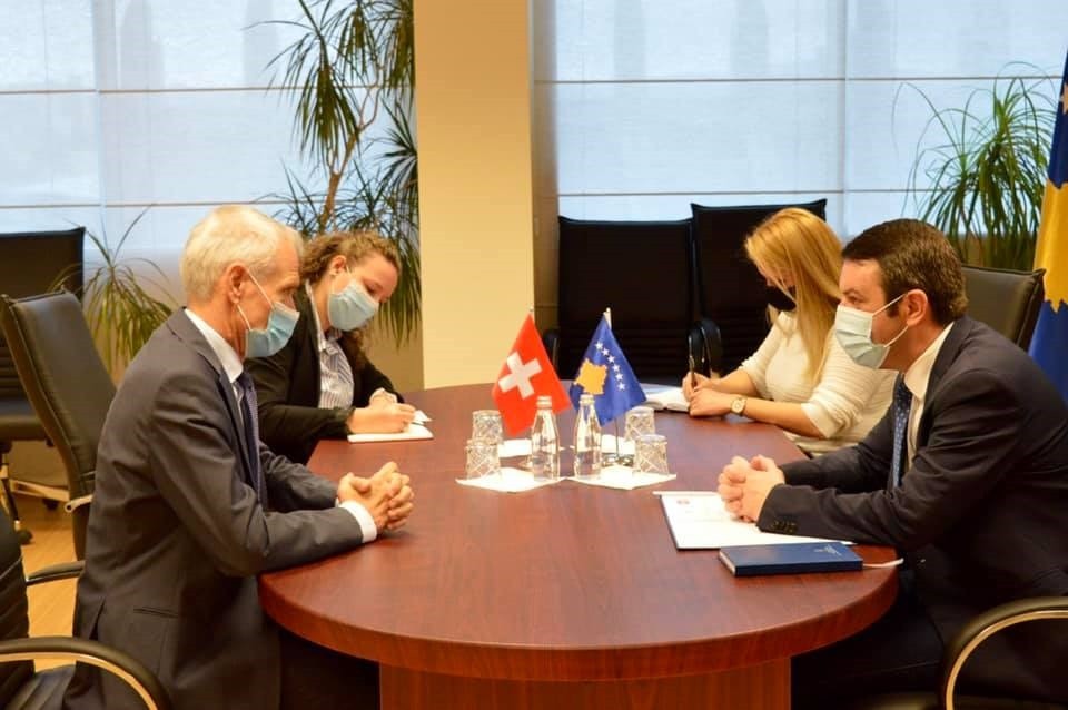 Zvicera vazhdon mbështetjen për fushën e sundimit të ligjit në Kosovë