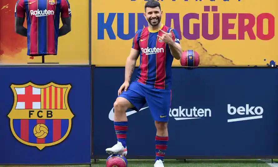 Aguero është futbollisti më i ri i Barcelonës