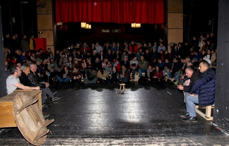 “Shkamat” ofron magji teatrale për publikun gjilanas