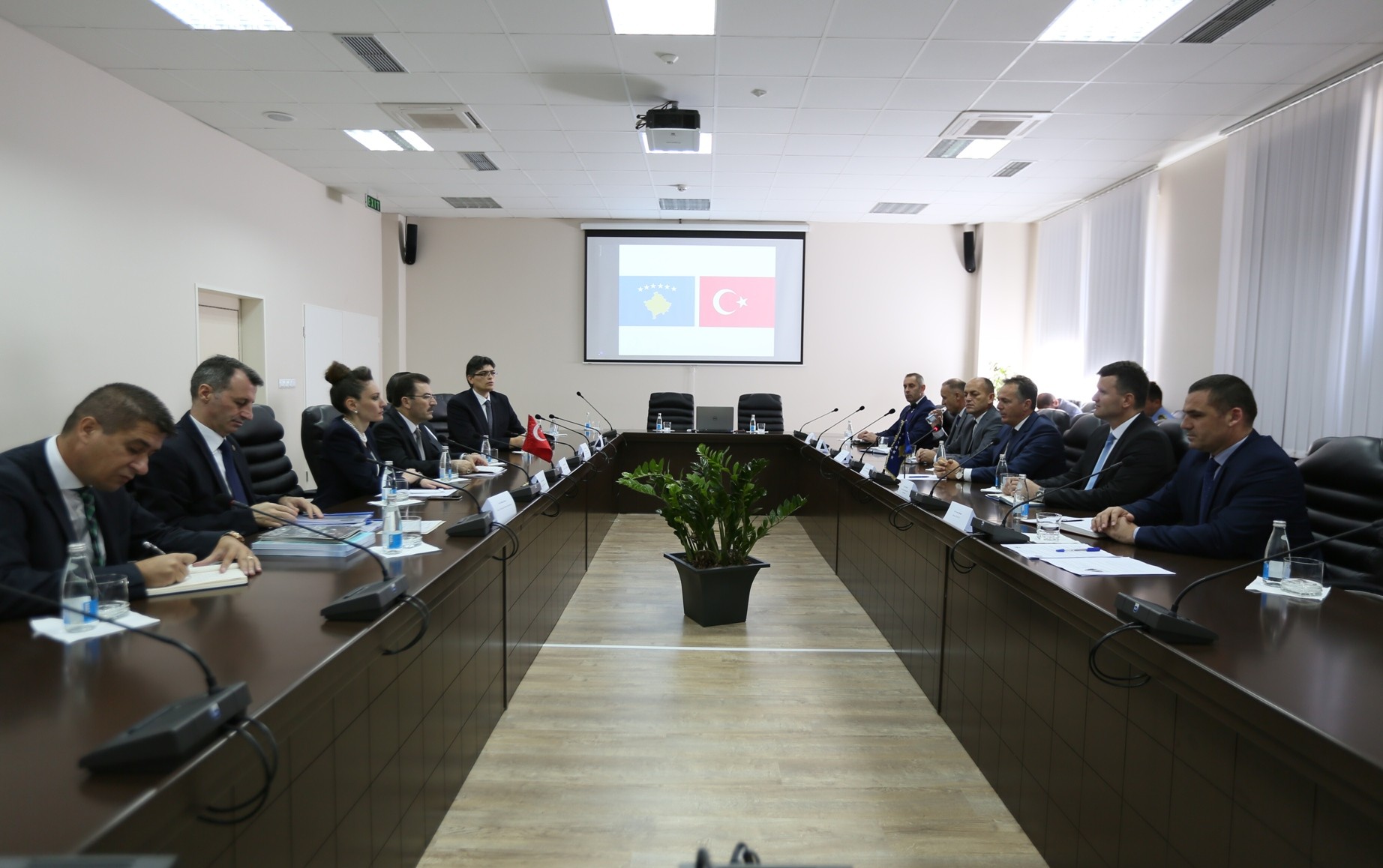 Turqia konfirmoi përkrahjen e pakursyer për Policinë e Kosovës