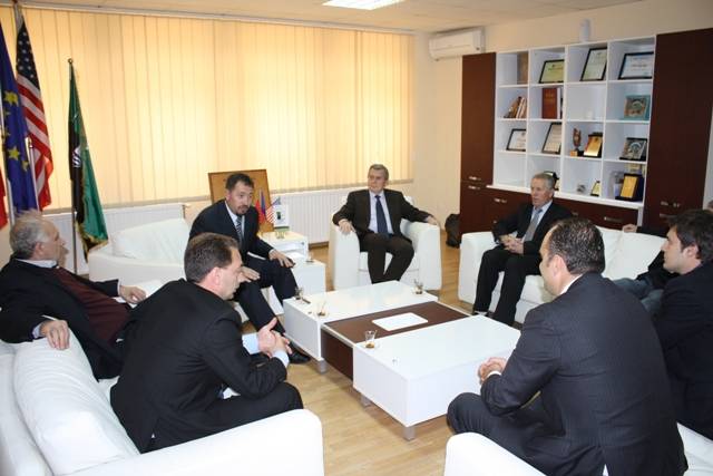 Rajoni i Mitrovicës mobilizohet për problemin e mbeturinave