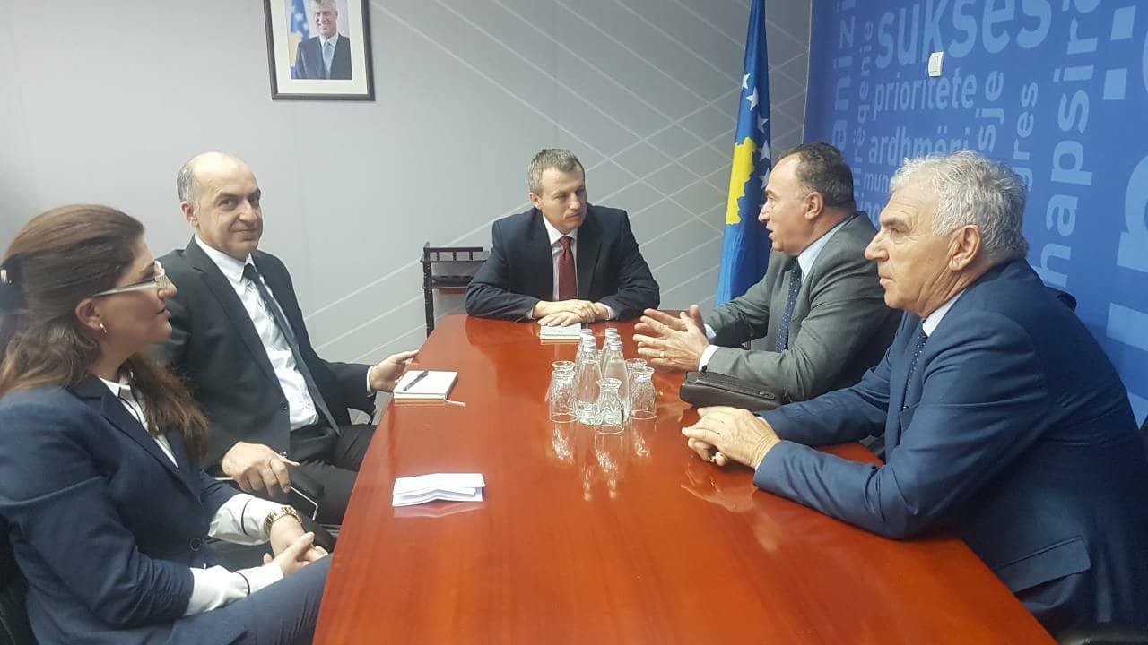 Prioritet i AKB e MPMS-ja punësimi i nga një anëtari të secilës familje