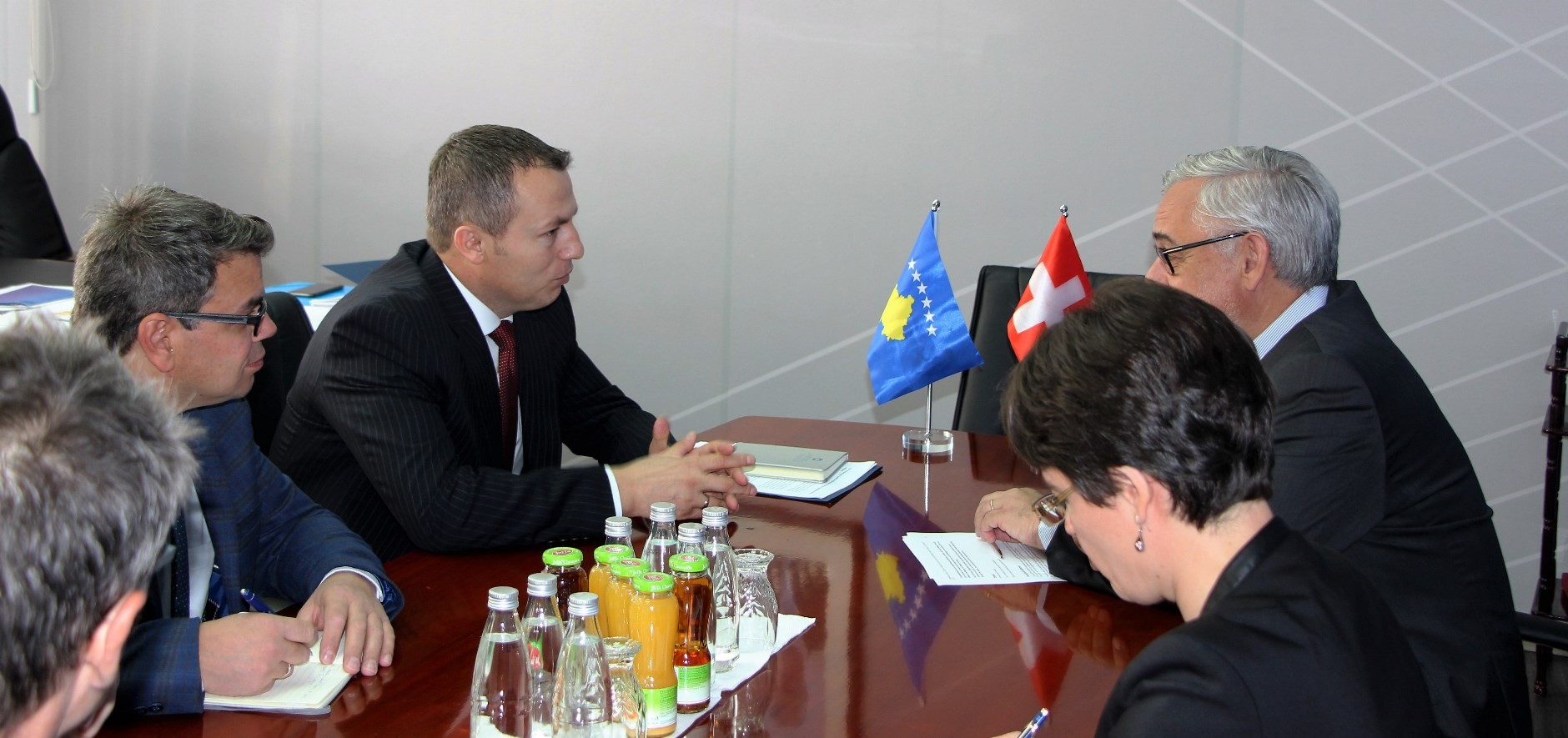 Finalizohet marrëveshja për sigurime sociale mes Kosovës dhe Zvicrës