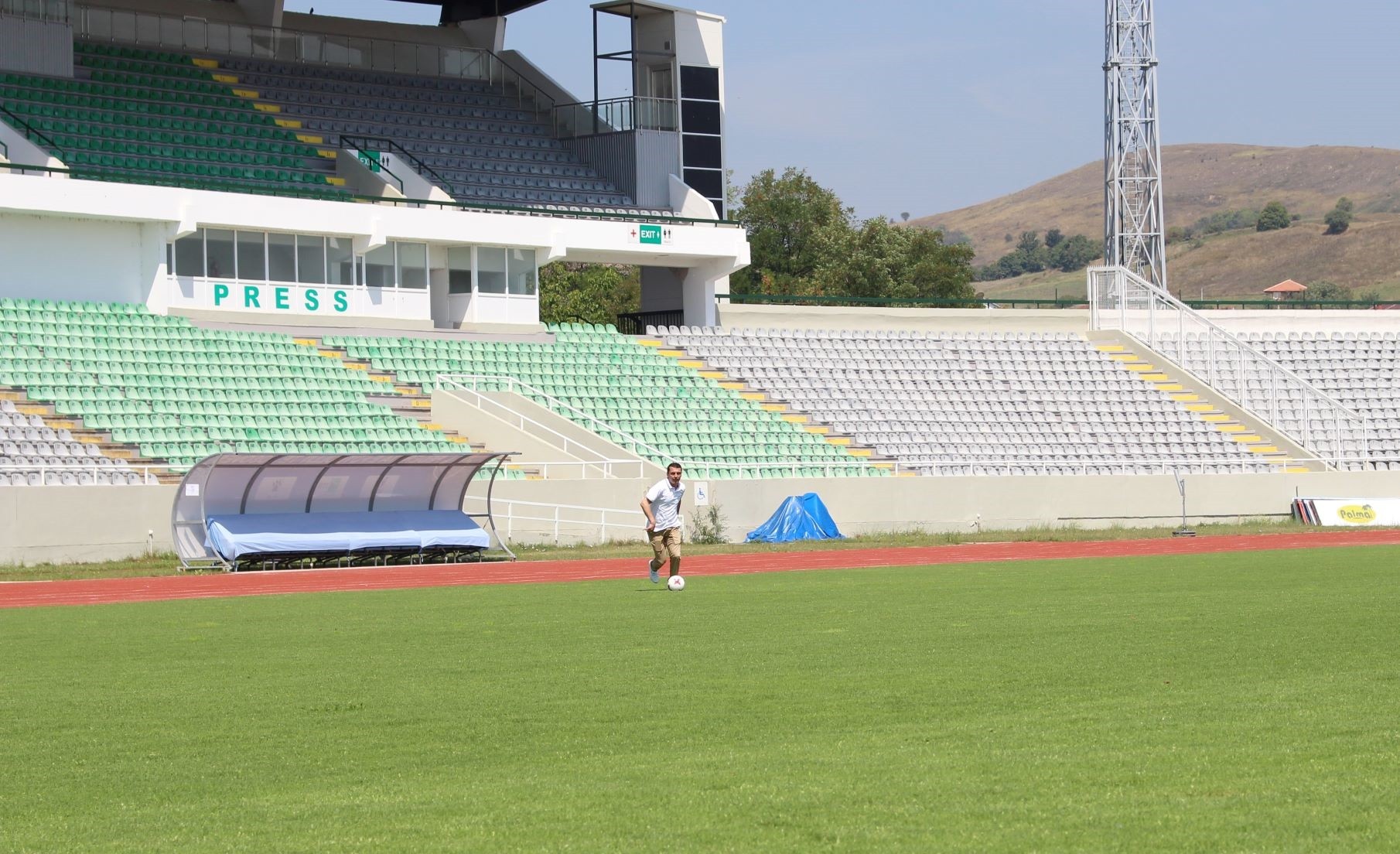 Në Stadiumin “Adem Jashari” në Mitrovicë do të investohen rreth 10 milionë euro