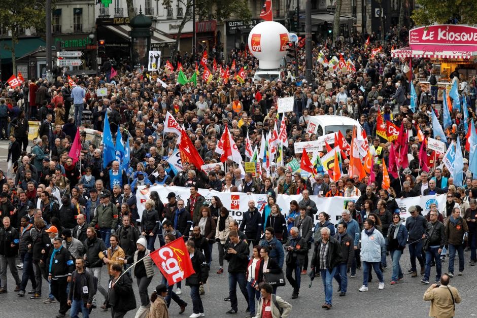 Pensionistët dhe punonjësit publik në Francë paralajmërojnë