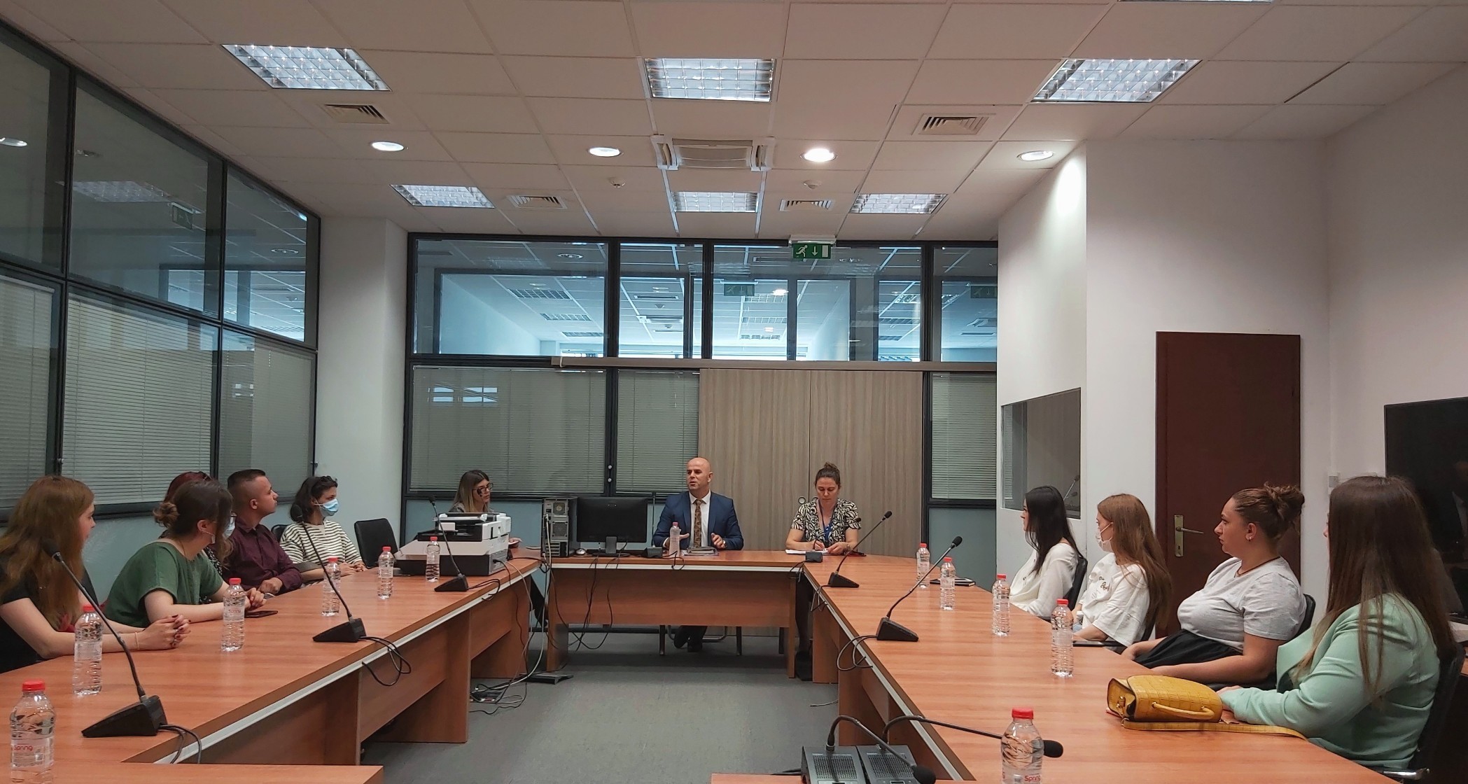 Studentë të Fakultetit Juridik vizitojnë Prokurorinë Themelore në Prishtinë