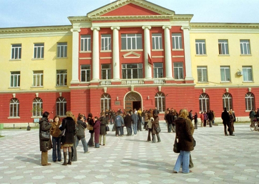 Studentet e Tianës mbështesin VV për tubimin në Mitrovicë