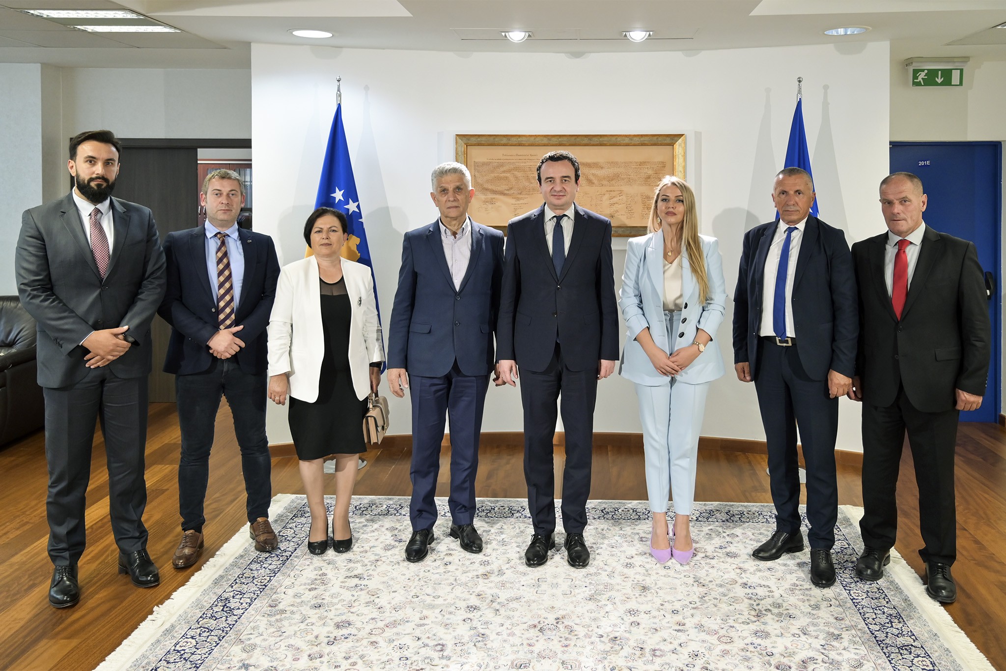 Gjashtë deputetë të Kuvendit të Serbisë njohin pavarësinë e Kosovës