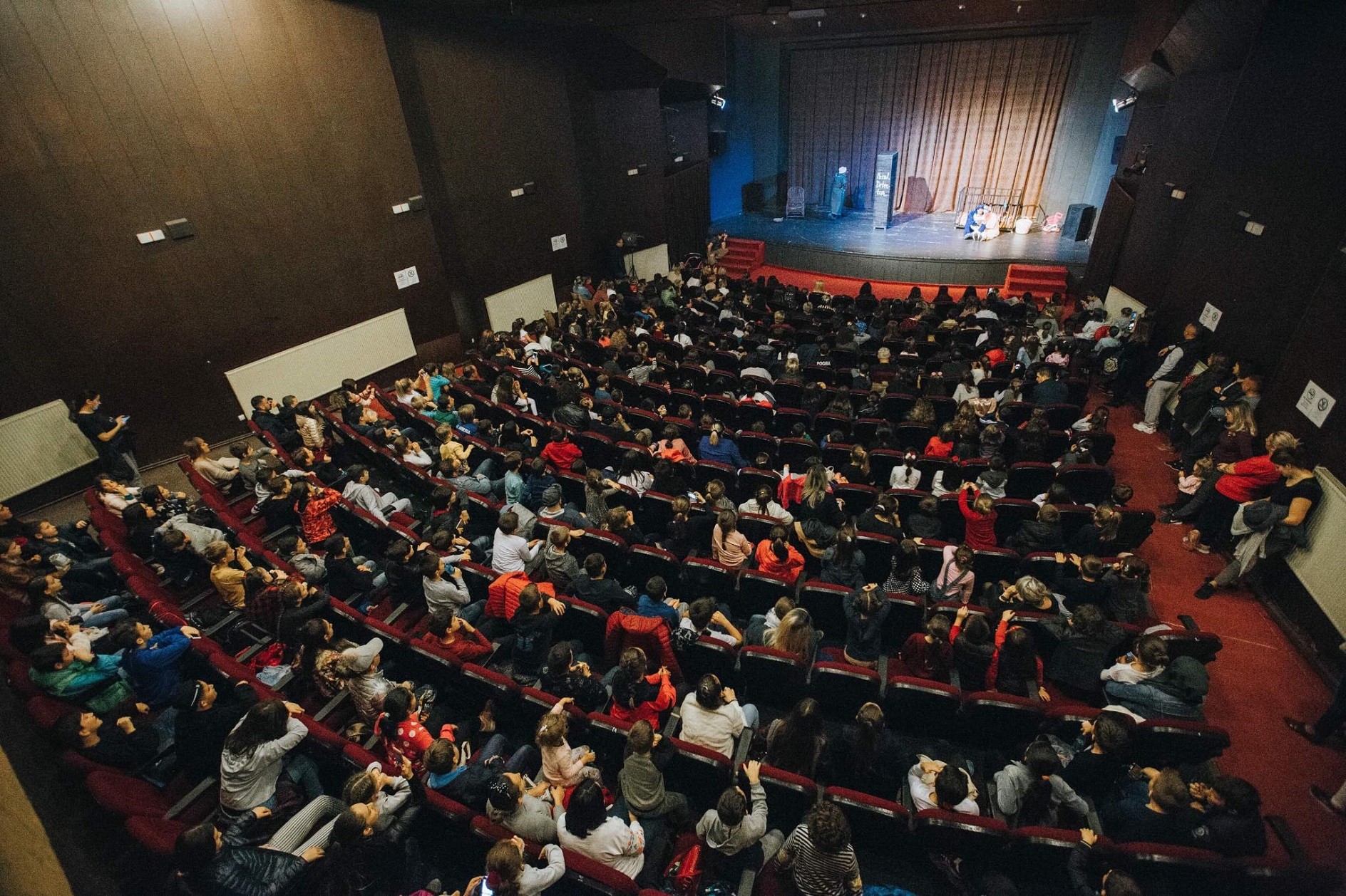 Gjilani promovon “Teatrin Magjik të Fëmijëve”, rekord i shitjes së biletave