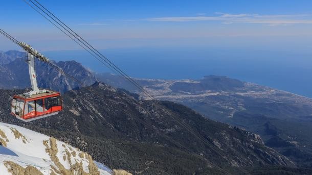 Kina dhe Rusia do të ndërtojnë një teleferik për të nxitur turizmin