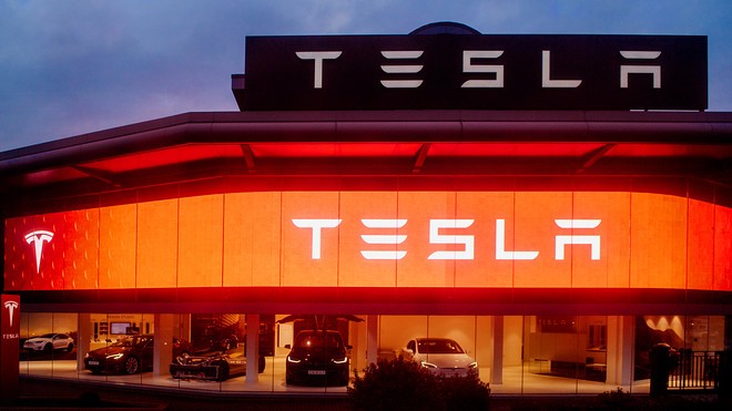 Tesla arrin vlerën prej 500 miliardë dollarë