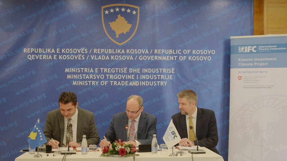 Zvicera dhe IFC ndihmojnë Kosovën në përmirësimin e mjedisit te biznesit 