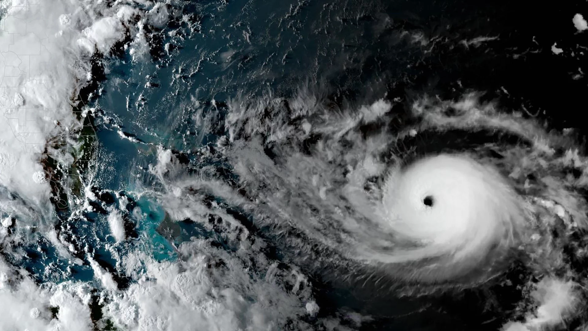 Uragani Dorian shkatërroi Bahamasin, niset drejt perëndimit