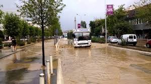 Vërshimet pas reshjeve përgjegjësi e Komunës së Prishtinës