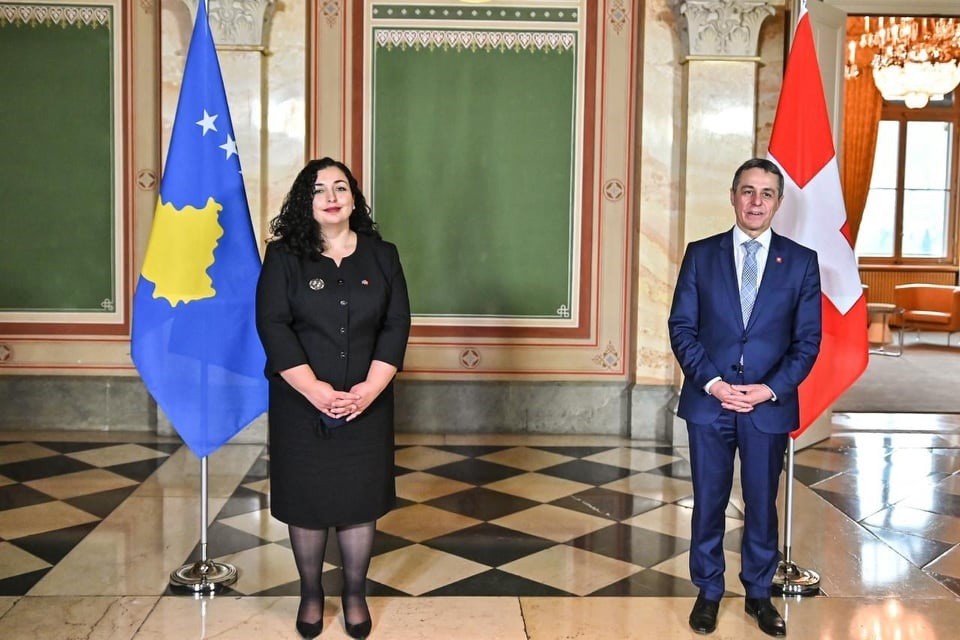 Presidentja Vjosa Osmani përmbyll vizitën dyditore në Zvicër