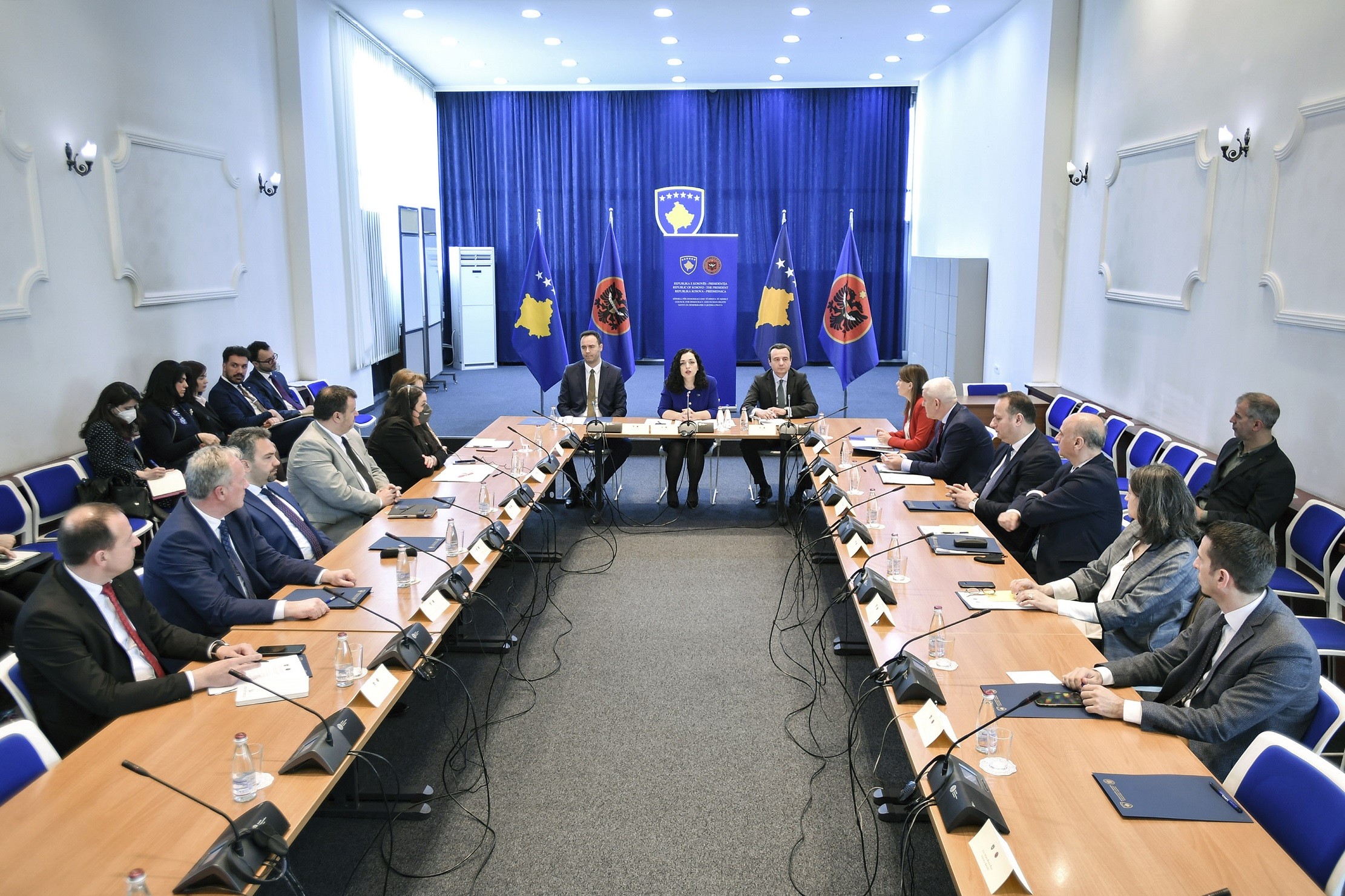 Kosova aspiron anëtarësimin në BE dhe NATO