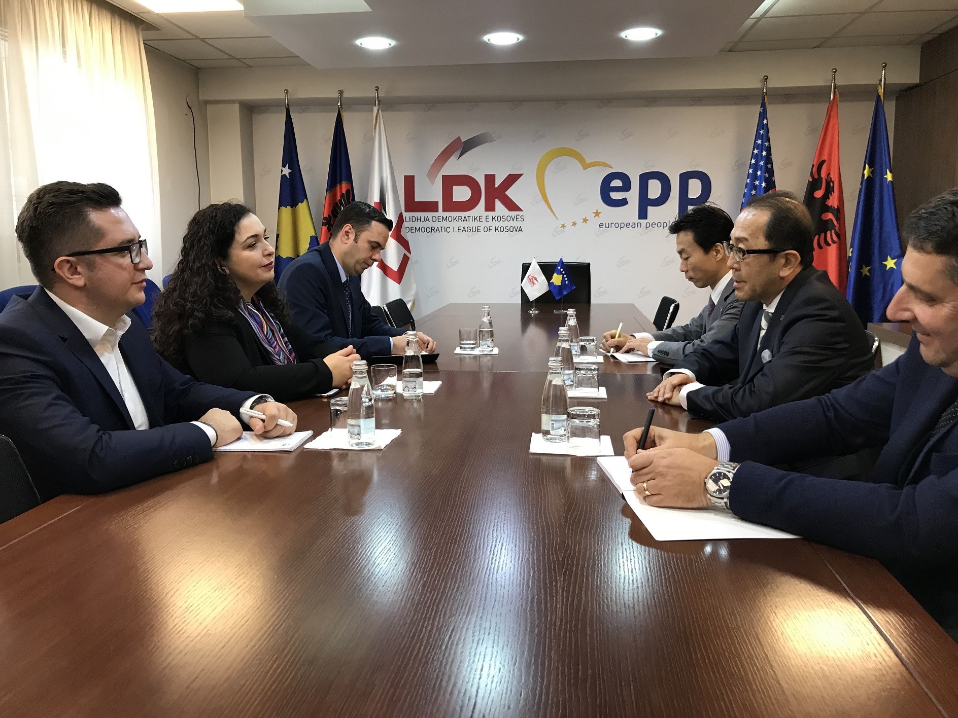 Osmani njofton ambasadorin japonez me prioritetet e qeverisë së ardhshme